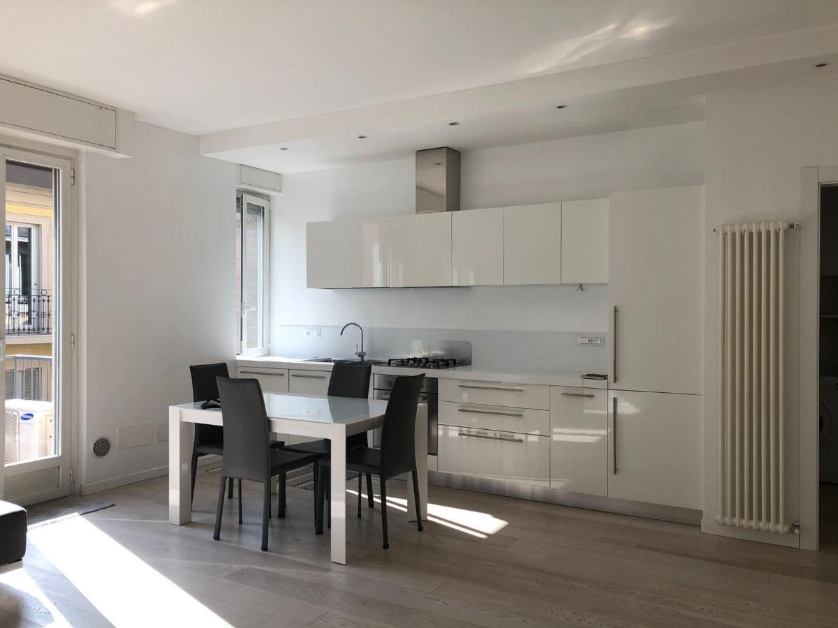 Bright & Spacious Apartment Near Navigli - Ponti Milão Exterior foto