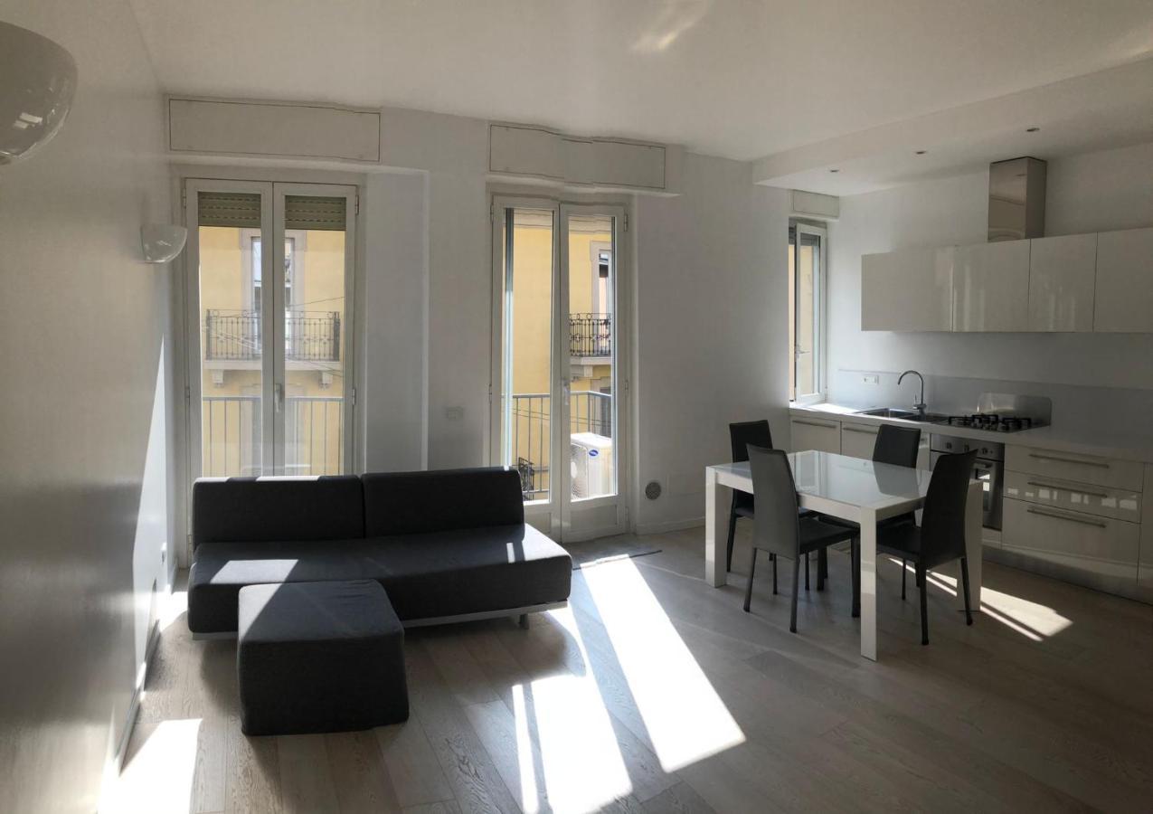 Bright & Spacious Apartment Near Navigli - Ponti Milão Exterior foto