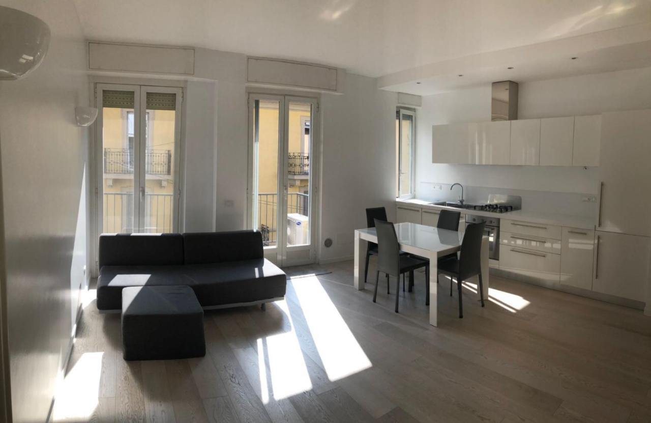 Bright & Spacious Apartment Near Navigli - Ponti Milão Exterior foto
